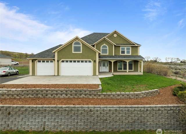 Property at 21025 NE Division .4, Soap Lake, WA 98851, 4 beds, 2.5 baths