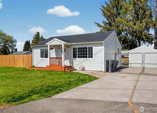 Property at 3330 Olive Way, Longview, WA 98632, 2 beds, 1 bath