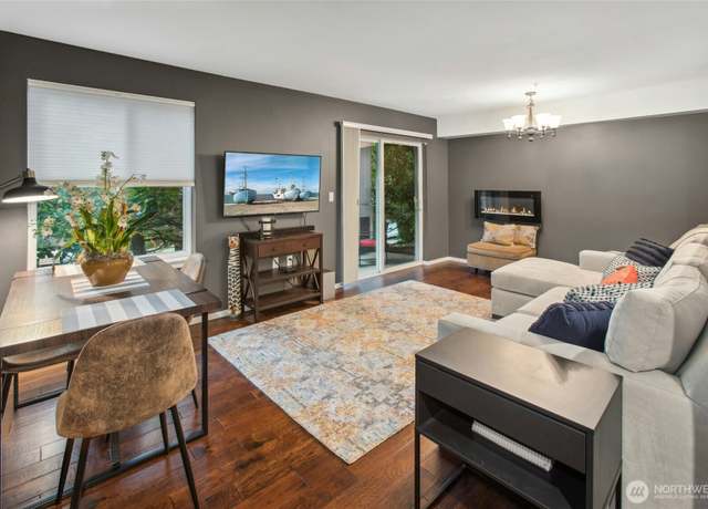 Property at 5589 Lakemont Blvd SE #1702, Bellevue, WA 98006, 2 beds, 1 bath