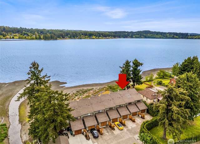 Property at 9092 Washington Ave NW #6, Silverdale, WA 98383, 2 beds, 1.5 baths