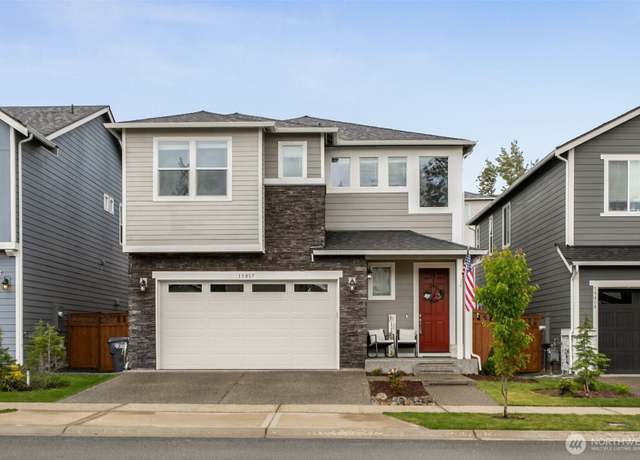 Property at 15017 Tyee Dr E, Bonney Lake, WA 98391, 4 beds, 4 baths