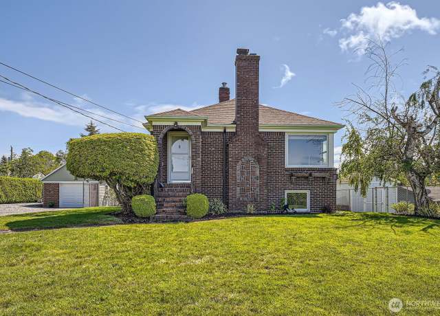 Property at 10758 22nd Ave SW, Seattle, WA 98146, 3 beds, 1 bath