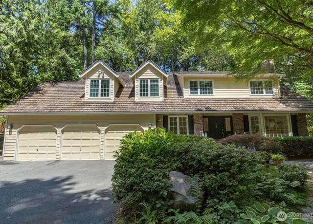 Property at 11750 NE 36th Pl, Bellevue, WA 98005, 4 beds, 2.5 baths