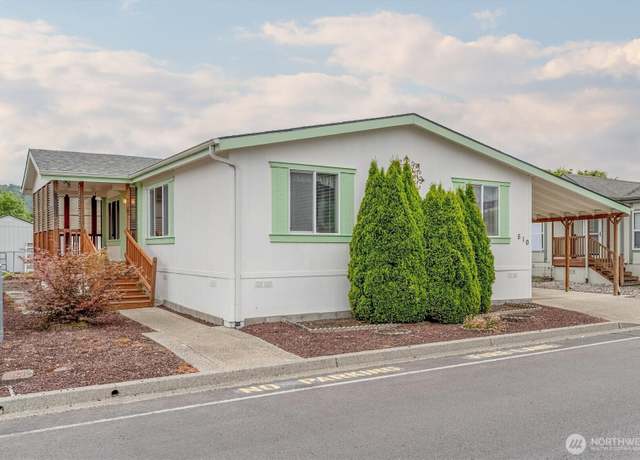 Property at 510 Mallard Ln, Longview, WA 98632, 3 beds, 2 baths