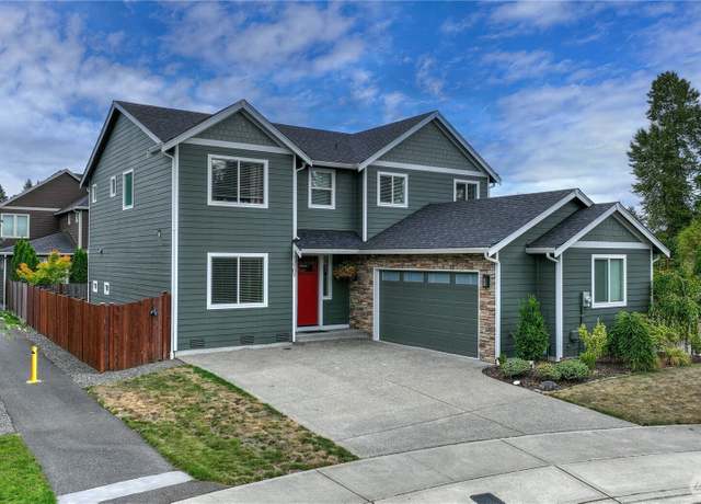 Property at 12107 90th Avenue Ct E, Puyallup, WA 98373, 4 beds, 3 baths