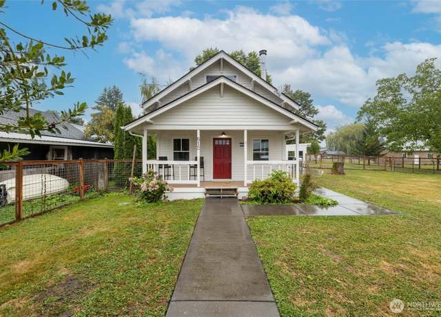 Property at 812 Sumas Ave, Sumas, WA 98295, 3 beds, 1 bath