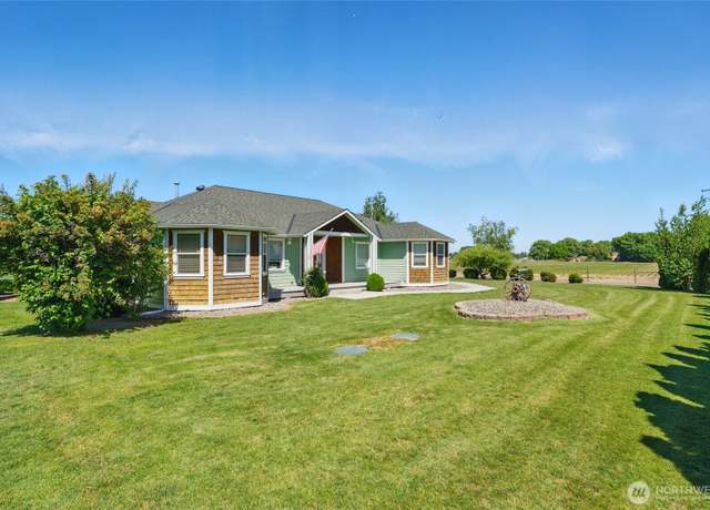Property at 502 County Road 448, Walla Walla, WA 99362, 5 beds, 2 baths