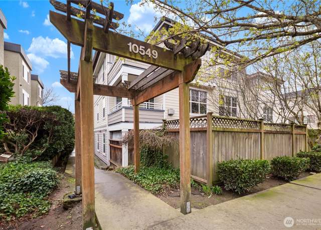 Property at 10549 Stone Ave N #202, Seattle, WA 98133, 2 beds, 2 baths