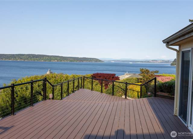 Property at 7177 Grandview Pl, Gig Harbor, WA 98335, 3 beds, 2 baths