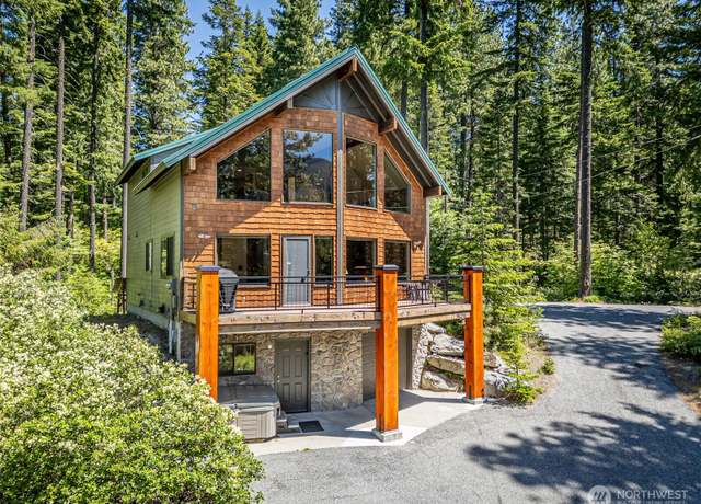 Property at 16216 N Shore Dr, Leavenworth, WA 98826, 5 beds, 3.5 baths