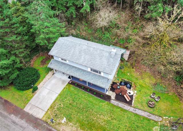 Property at 212 Country Estates Dr W, Rainier, WA 98576, 3 beds, 2 baths