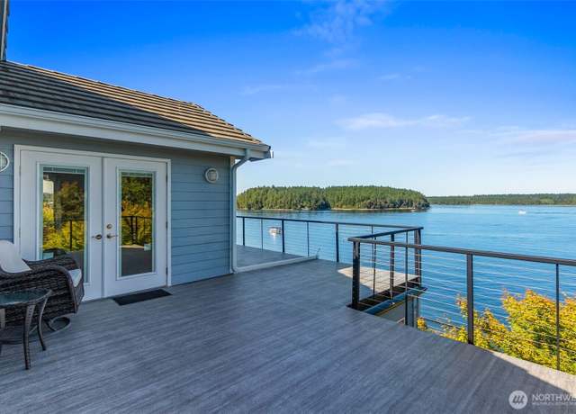 Property at 2406 Island Dr NW, Olympia, WA 98502, 4 beds, 2.5 baths