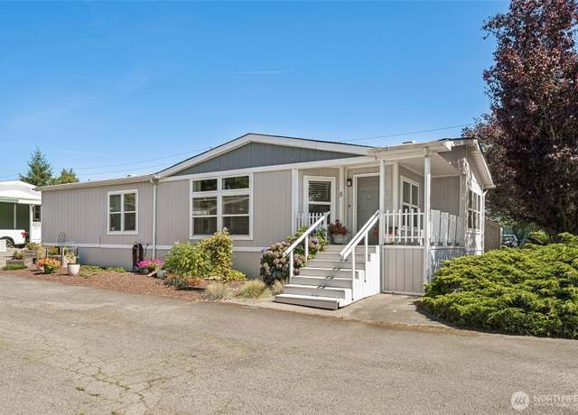 Property at 111 99th St S #8, Tacoma, WA 98444, 2 beds, 2 baths