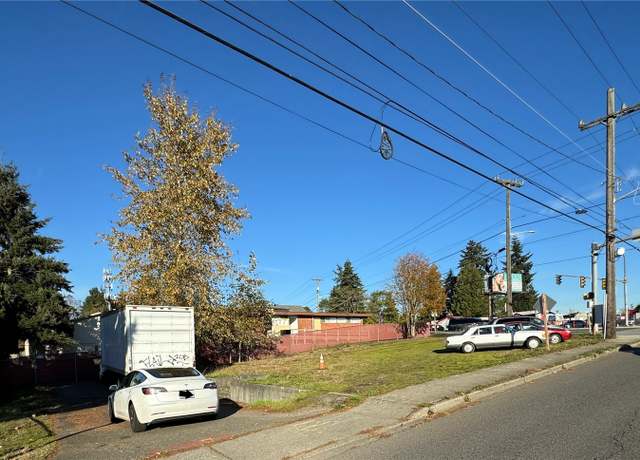 Property at 1606 S 128th St, Burien, WA 98168