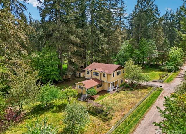 Property at 10504 Creviston Dr NW, Gig Harbor, WA 98329, 3 beds, 3 baths