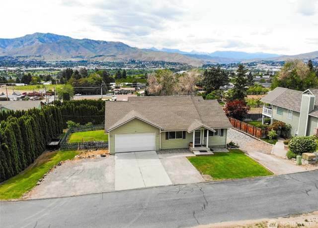 Property at 2707 Angel Ln, East Wenatchee, WA 98802, 4 beds, 3 baths