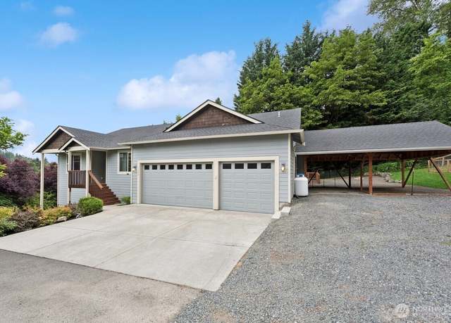 Property at 1310 Maple Ave, Snohomish, WA 98290, 4 beds, 2 baths