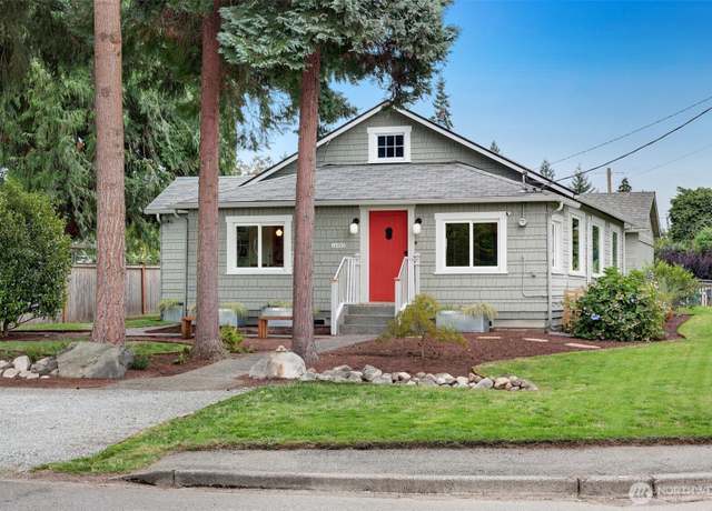 Property at 16003 15th Ave SW, Burien, WA 98166, 2 beds, 1 bath