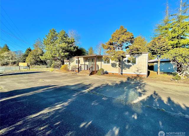Property at 2820 State Route 105, Grayland, WA 98547, 1 bed, 1.5 baths