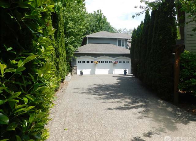 Property at 19 198th Pl SE, Bothell, WA 98012, 4 beds, 2.5 baths