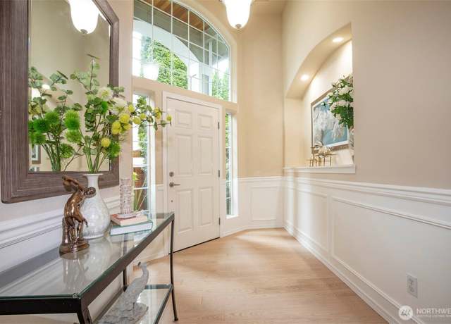 Property at 19 198th Pl SE, Bothell, WA 98012, 4 beds, 2.5 baths