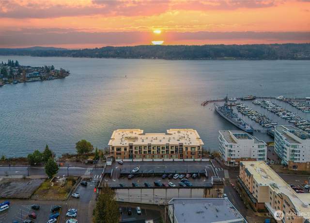 Property at 400 Washington Ave Unit 300A, Bremerton, WA 98337, 1 bed, 1 bath