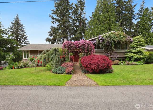 Property at 5657 126th Ave SE, Bellevue, WA 98006, 5 beds, 3 baths