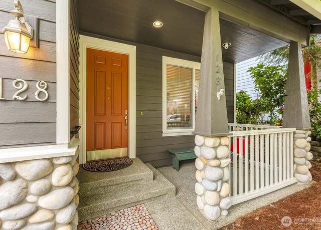 Property at 128 202nd St SE, Bothell, WA 98012, 6 beds, 3.5 baths