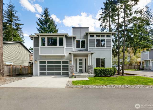 Property at 15214 Dayton Ave N, Shoreline, WA 98133, 5 beds, 3 baths