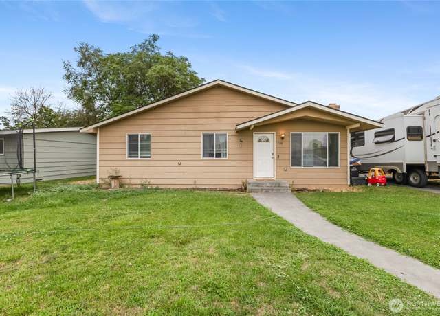 Property at 720 S Kennedy Pl, Moses Lake, WA 98837, 3 beds, 1 bath
