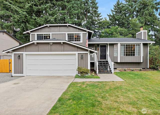Property at 16323 95th Avenue Ct E, Puyallup, WA 98375, 3 beds, 2.5 baths