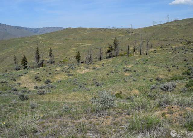 Property at 8 Blue Grade Rd, East Wenatchee, WA 98802