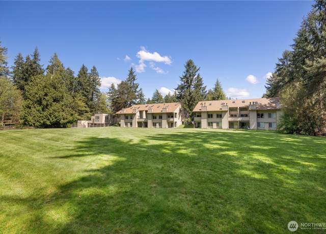 Property at 4401 145th Ave NE Unit J6, Bellevue, WA 98007, 3 beds, 2 baths