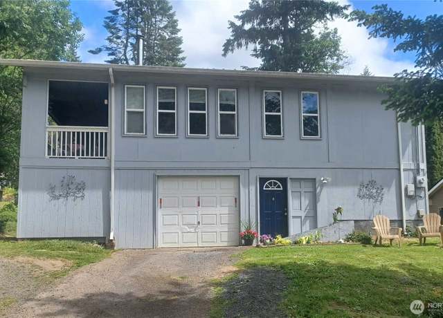 Property at 128 N Saxon St, Centralia, WA 98531, 2 beds, 1.5 baths