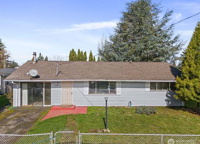 Property at 15851 118th Ave SE, Renton, WA 98058, 3 beds, 1 bath