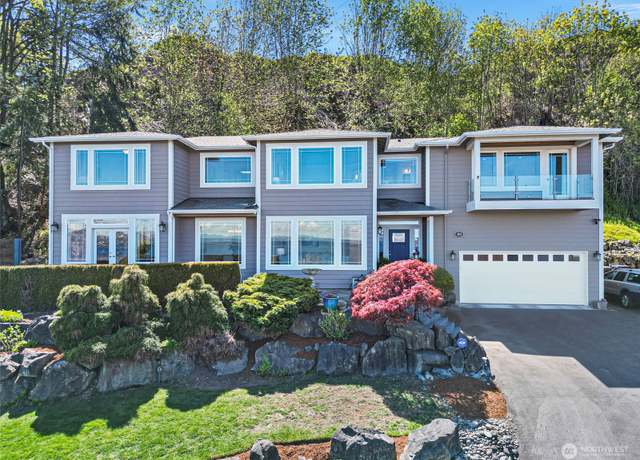 Property at 4812 N Waterview St, Tacoma, WA 98407, 4 beds, 3.5 baths