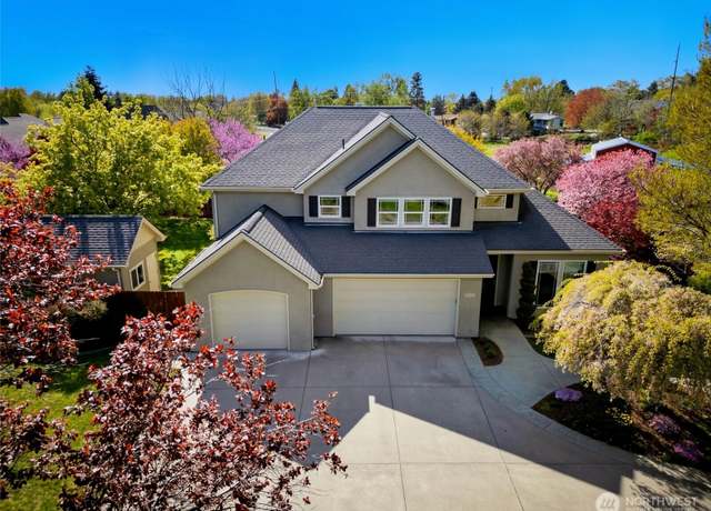Property at 162 Costello Pl, Walla Walla, WA 99362, 5 beds, 3.5 baths