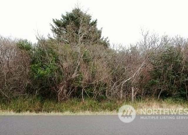 Property at 1060 Fairwood Dr SW, Ocean Shores, WA 98569