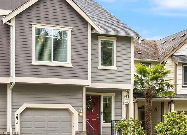 Property at 233 NE Miramar Cir, Bremerton, WA 98311, 3 beds, 2.5 baths