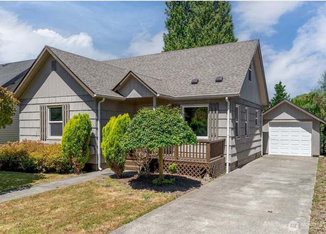 Property at 2732 Fir St, Longview, WA 98632, 4 beds, 1 bath