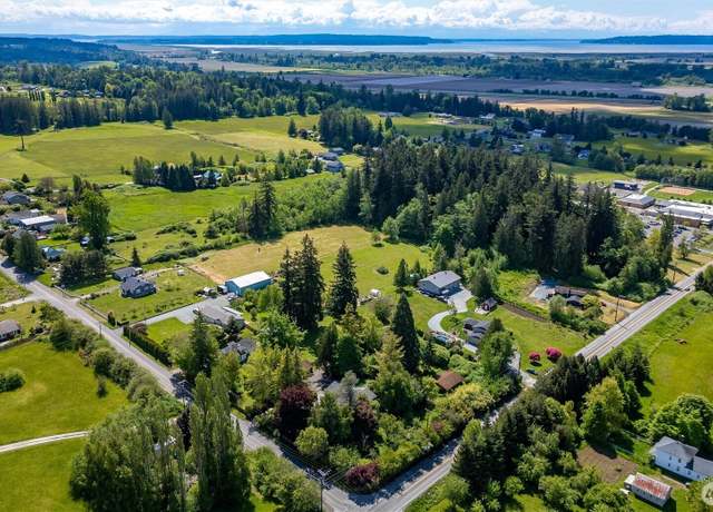 Property at 21034 Bulson Rd, Mount Vernon, WA 98274, 3 beds, 1.5 baths