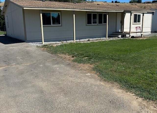 Property at 91 Four Hills Dr, Yakima, WA 98908, 3 beds, 2 baths
