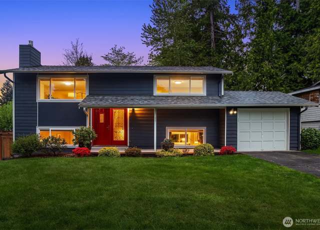 Property at 12905 111th Pl NE, Kirkland, WA 98034, 3 beds, 2 baths