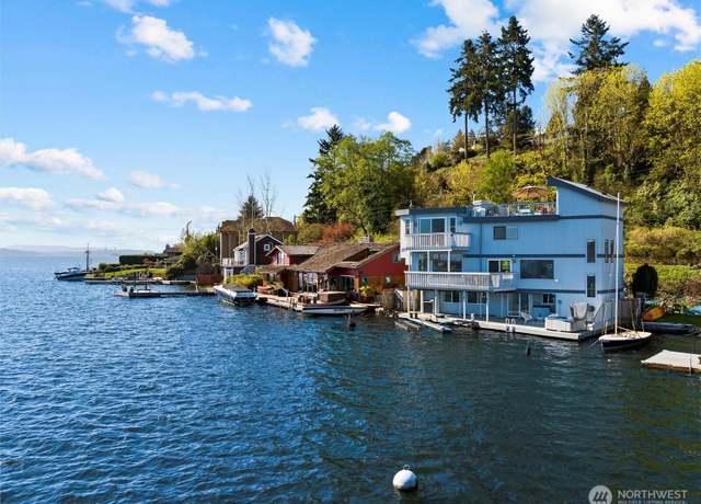 Property at 14080 Riviera Pl NE, Seattle, WA 98125, 3 beds, 3.5 baths