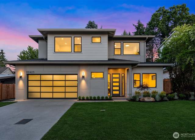 Property at 10425 NE 28th Pl, Bellevue, WA 98004, 5 beds, 5 baths