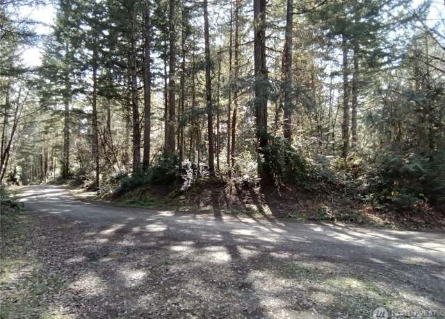 Property at 581 E Murray Rd N, Grapeview, WA 98546