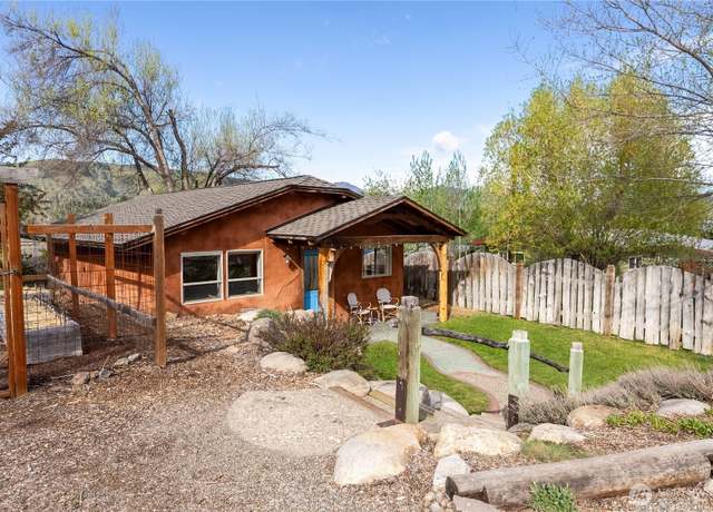 Property at 811 Filer Ave, Winthrop, WA 98862, 2 beds, 1 bath