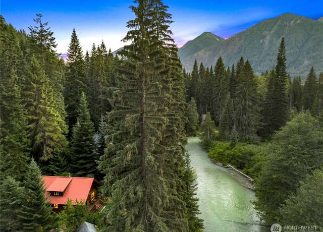 Property at 27884 Napeequa Dr, Leavenworth, WA 98826, 3 beds, 2 baths