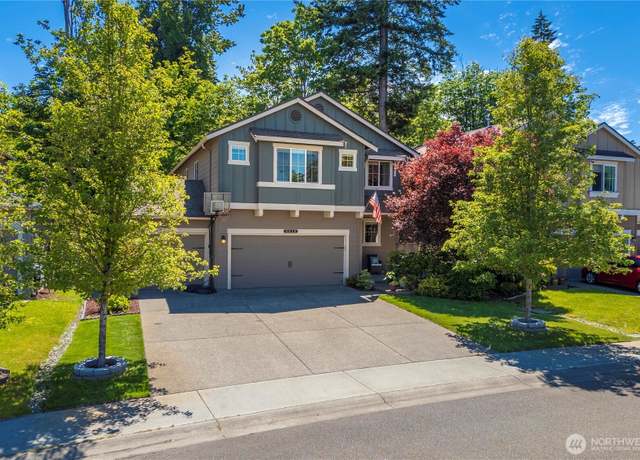 Property at 8010 167th Street Ct E, Puyallup, WA 98375, 4 beds, 2.5 baths