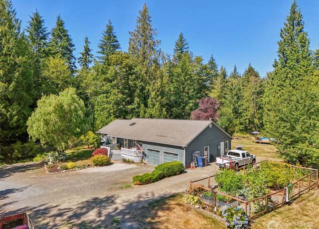 Property at 8717 E Meadow Lake Dr, Snohomish, WA 98290, 3 beds, 2 baths